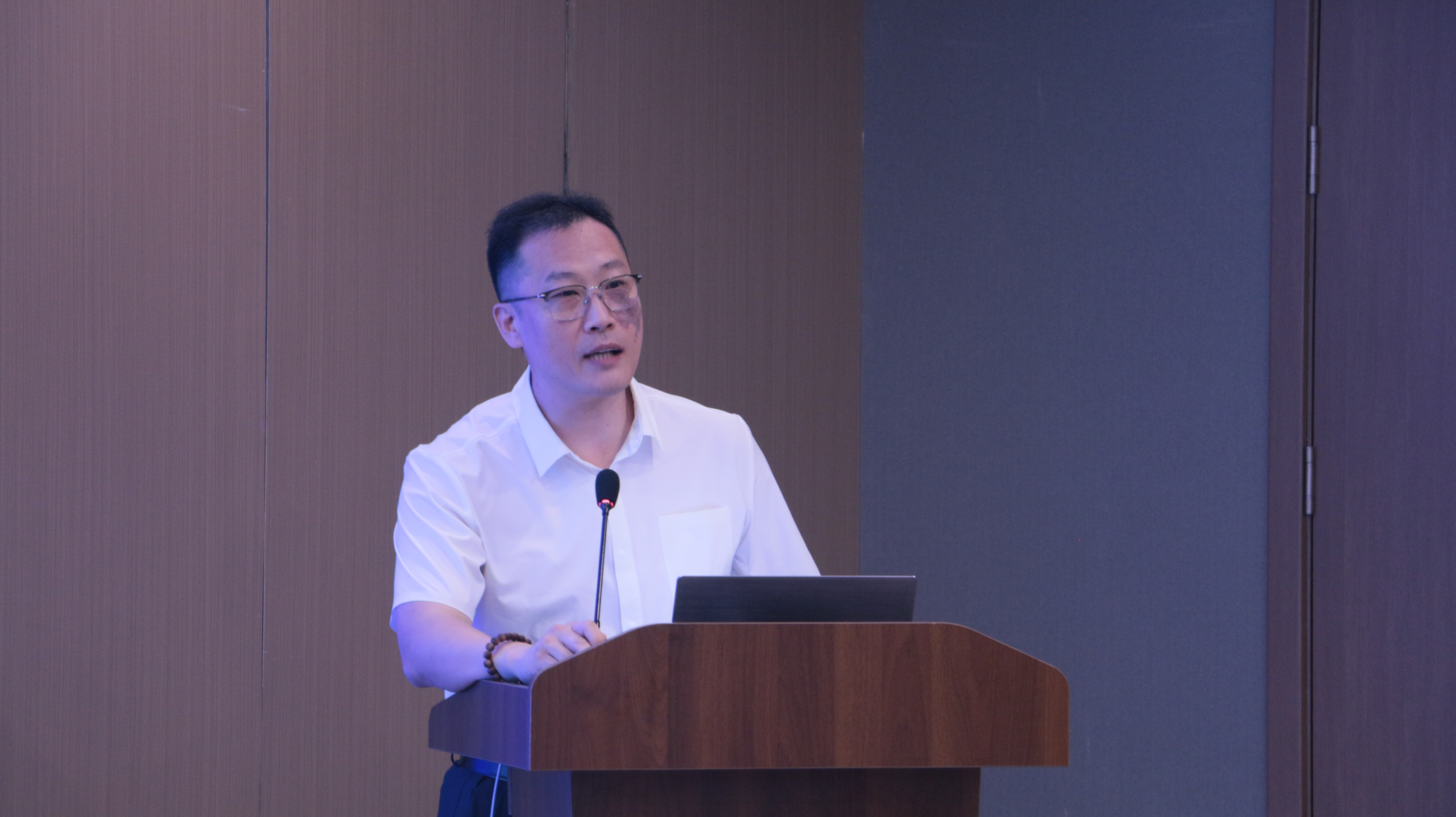 李淳副社长致辞.JPG